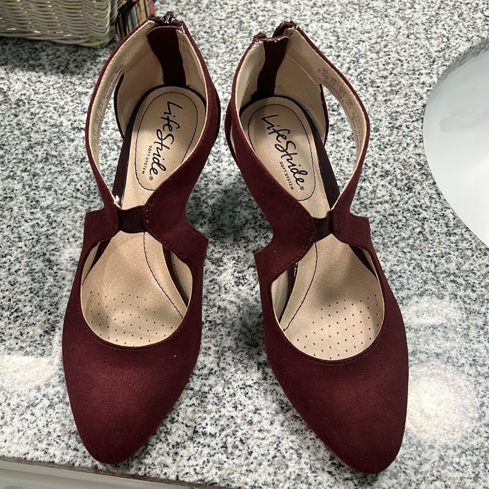 Women’s Life stride Heels